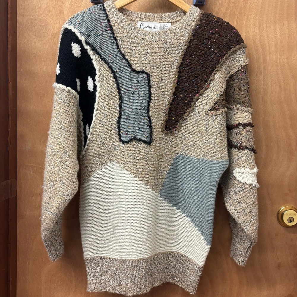 Vintage 80s Carducci sweater with pearlescent beads, medium